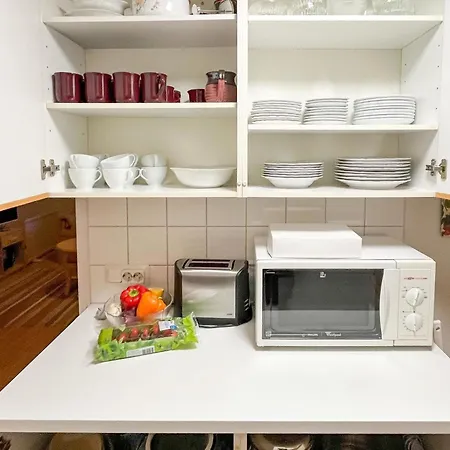 Yllaeskakkonen B9 By Interhome *